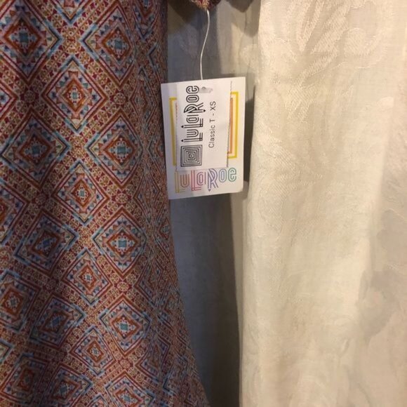 Lularoe classic pattern short sleeve x small shirt brown blue READ NEW with tags - Picture 3 of 4